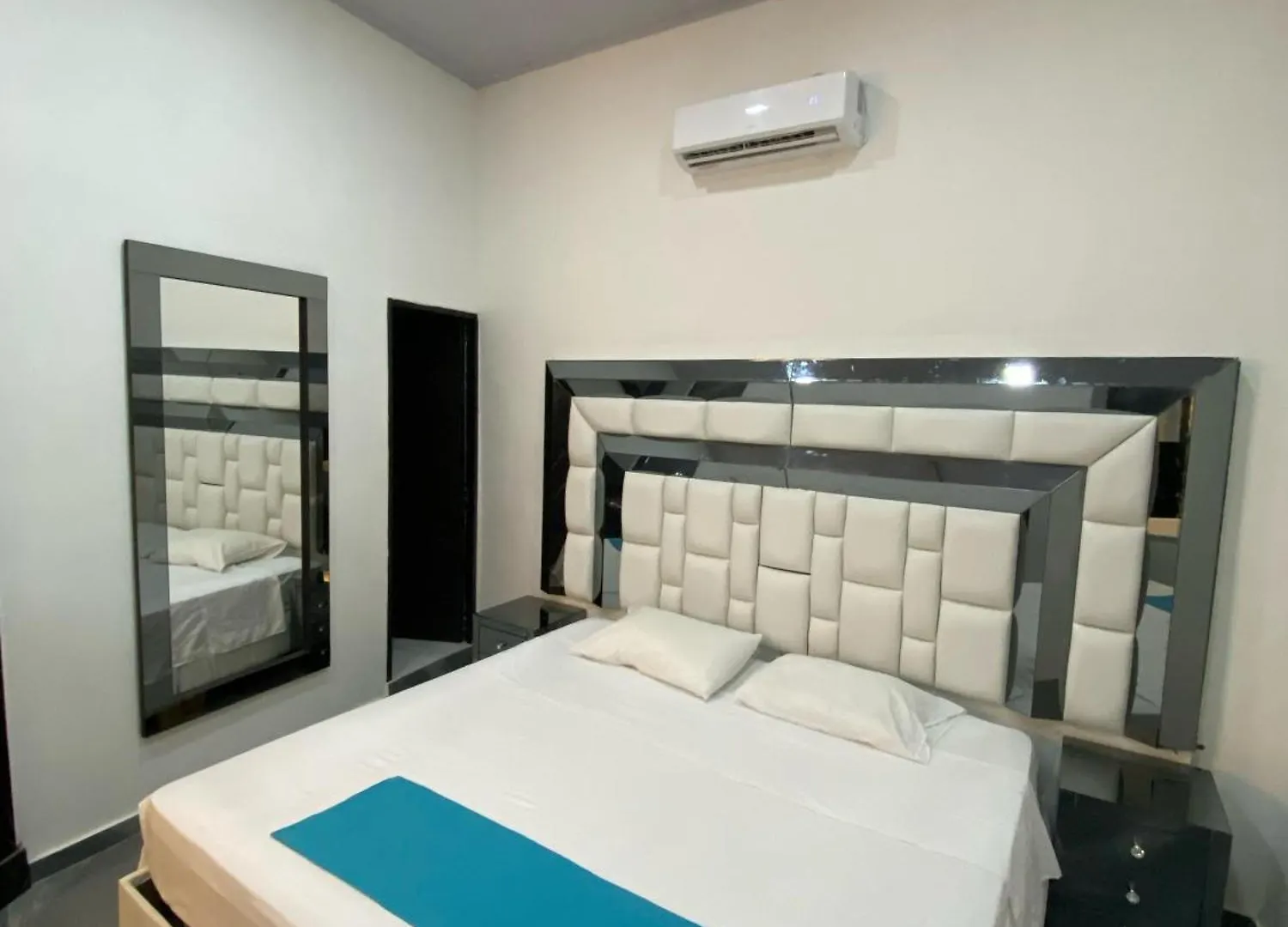 Hotel Hostal Caps Cartagena Pensión