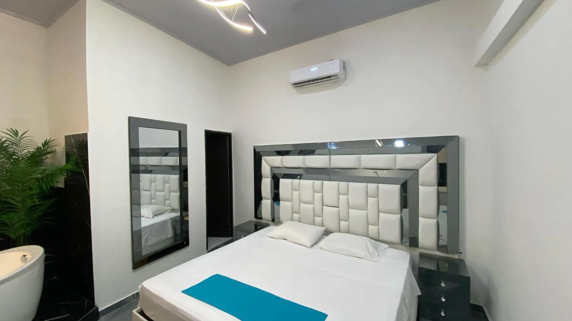 Hotel Hostal Caps Cartagena Pensión